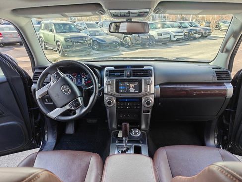 Used 2017 Toyota 4Runner Limited image 14