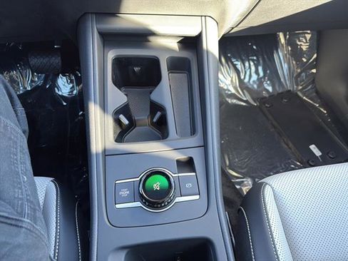 New 2026 Volkswagen Tiguan SE image 22