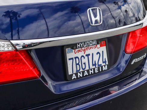 Used 2013 Honda Accord LX image 10