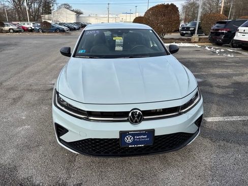 Certified 2025 Volkswagen Jetta Sport image 2