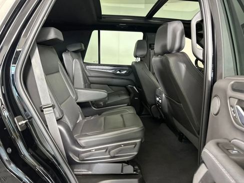 Used 2022 GMC Yukon Denali AWD/4WD image 27