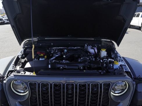New 2026 Jeep Gladiator Rubicon AWD/4WD image 38