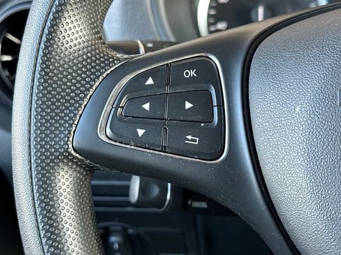 Used 2023 Mercedes-Benz Metris Passenger image 27