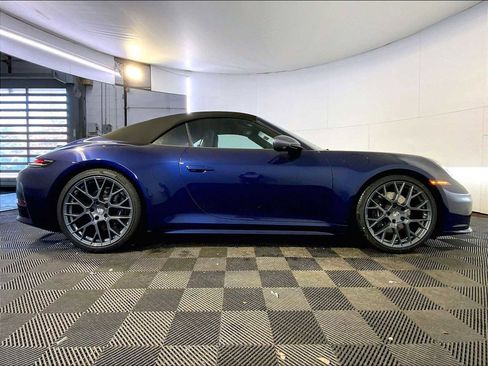 New 2026 Porsche 911 Carrera T image 8