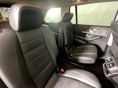 Certified 2023 Mercedes-Benz GLS 450 4MATIC image 19