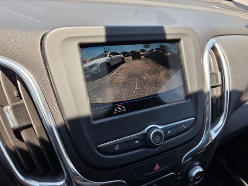 Certified 2019 Chevrolet Equinox LT FWD image 34