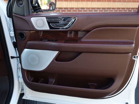 Used 2018 Lincoln Navigator Black Label w/ Cargo Package image 29