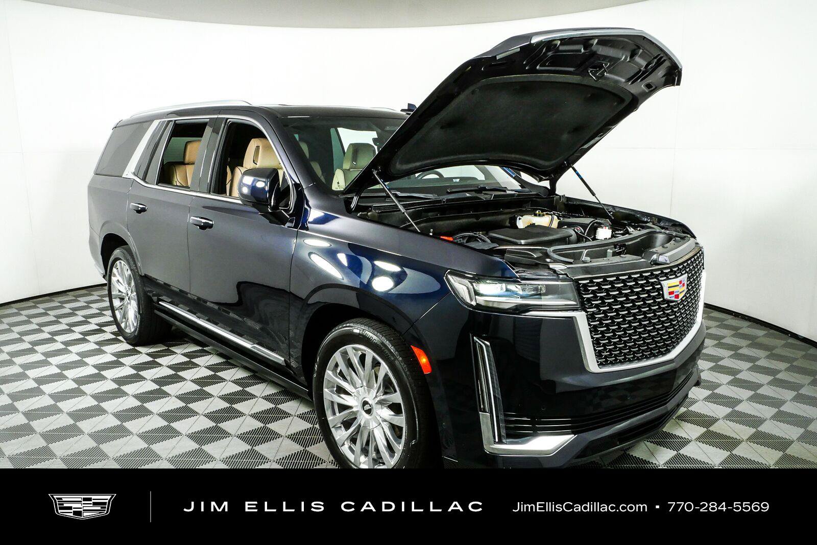 Used 2023 Cadillac Escalade Premium Luxury w/ Performance Package RWD image 37