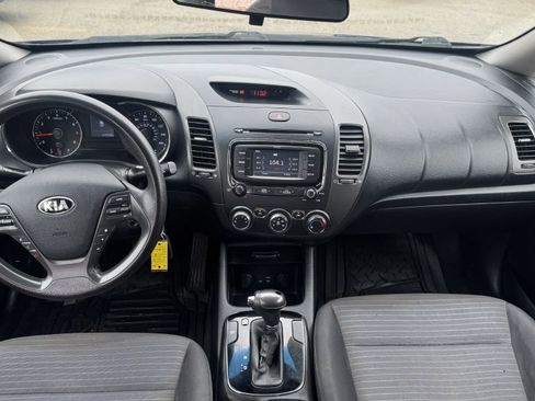 Used 2017 Kia Forte LX w/ LX Popular Package image 25