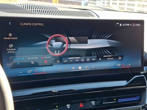 New 2026 BMW 530i xDrive w/ Premium Package AWD/4WD image 17