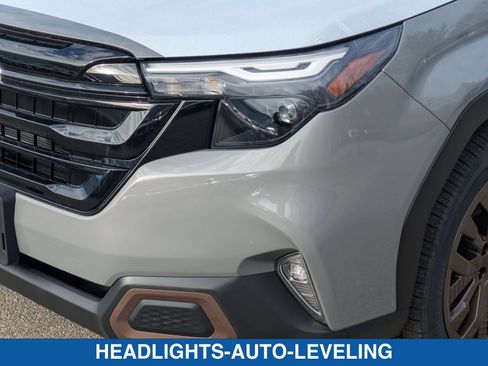 Used 2025 Subaru Forester Sport AWD/4WD image 10