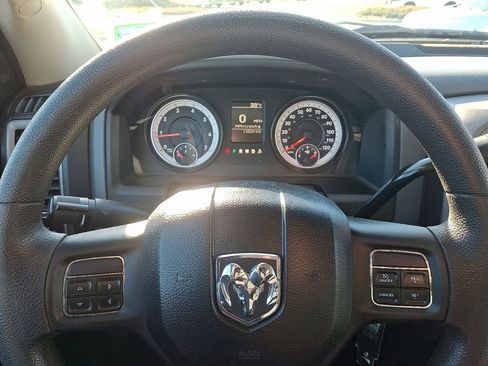 Used 2014 RAM 2500 Tradesman w/ Chrome Appearance Group image 18