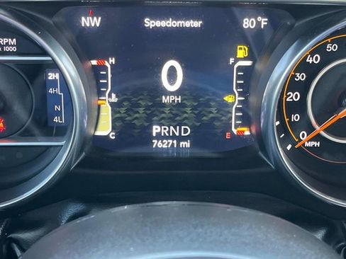 Used 2023 Jeep Wrangler Unlimited Sahara w/ LED Lighting Group AWD/4WD image 43