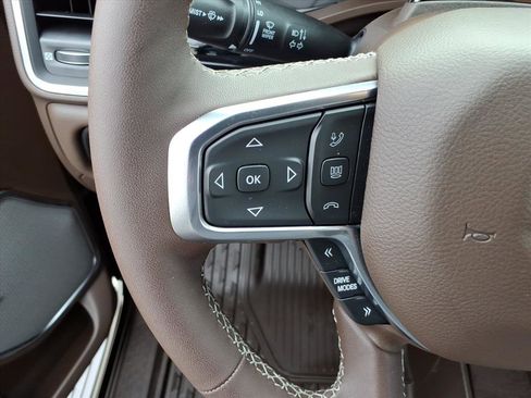 New 2026 RAM 1500 Laramie AWD/4WD image 23