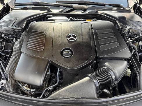 Used 2023 Mercedes-Benz C 300 Sedan image 38