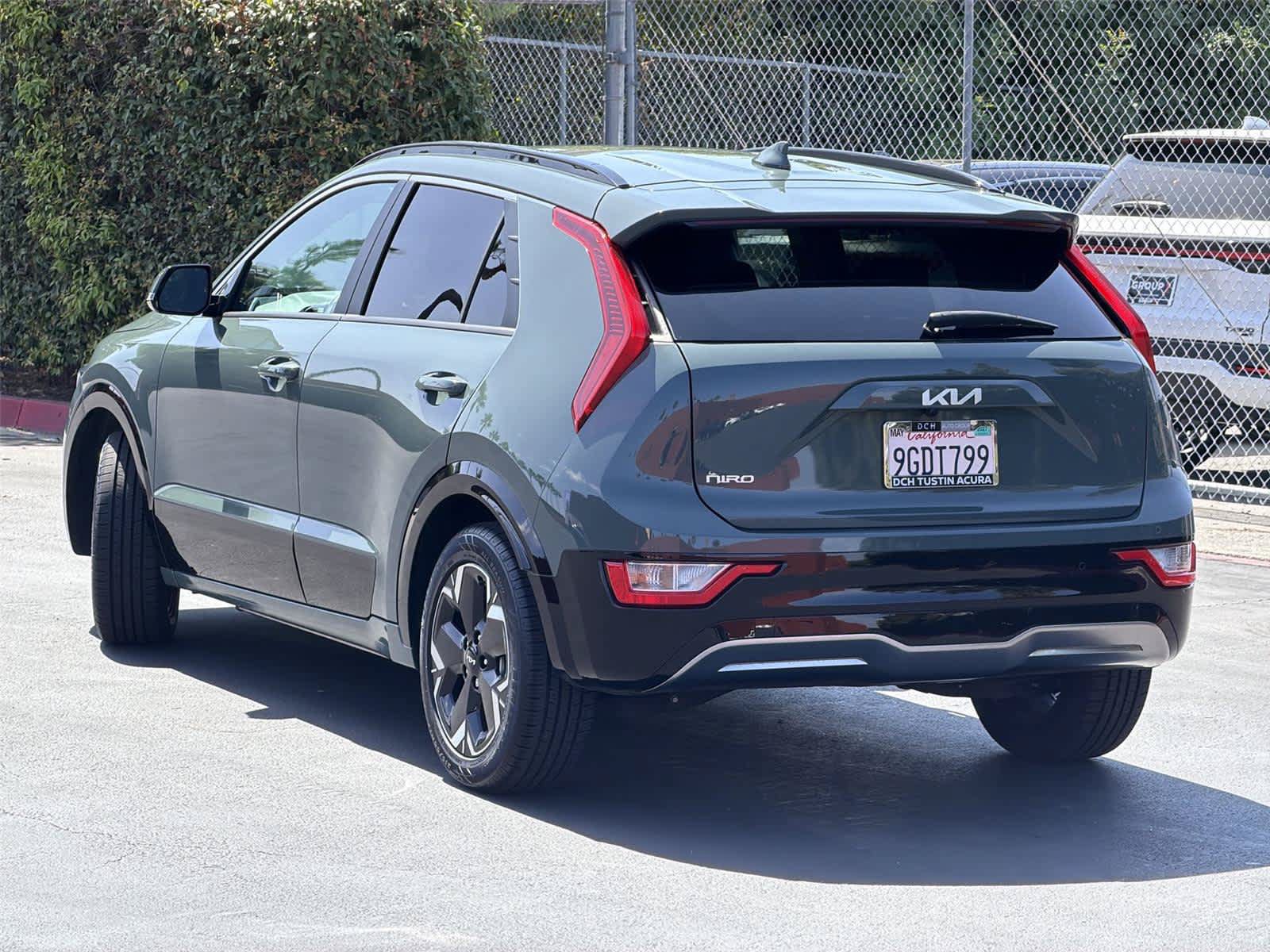 Used 2023 Kia Niro Wind FWD image 5
