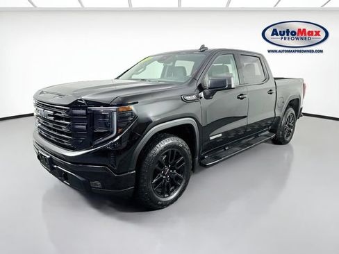 Used 2024 GMC Sierra 1500 Elevation w/ Preferred Package AWD/4WD image 4