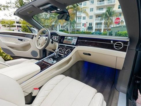 Used 2021 Bentley Continental GT Mulliner image 87