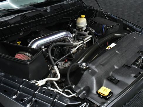 Used 2013 RAM 1500 Express RWD image 10
