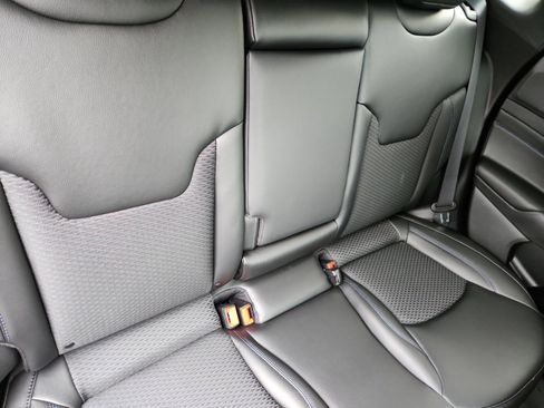 New 2026 Jeep Compass Latitude image 23