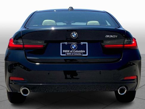 Used 2025 BMW 330i Sedan w/ Convenience Package image 4