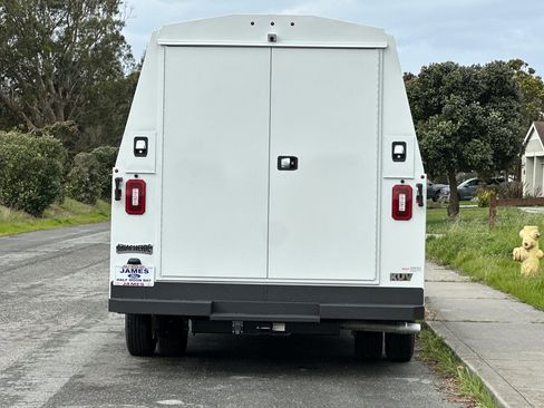 New 2025 Ford E-350 and Econoline 350 Super Duty w/ Power Equipment Group image 4