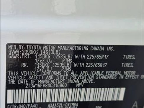 Used 2025 Toyota RAV4 XLE FWD image 23