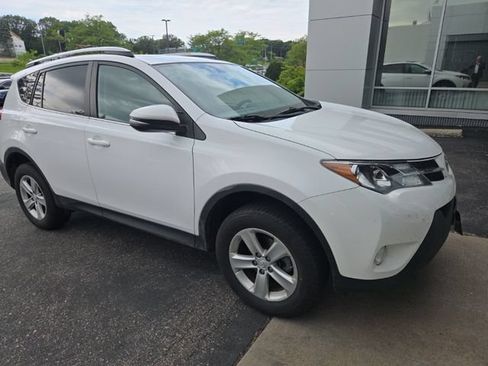Used 2013 Toyota RAV4 XLE FWD image 28