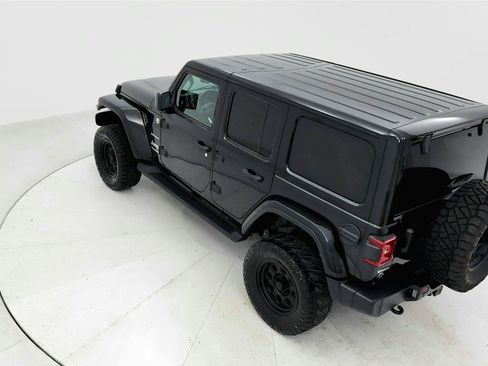 Used 2021 Jeep Wrangler Unlimited Sahara AWD/4WD image 15