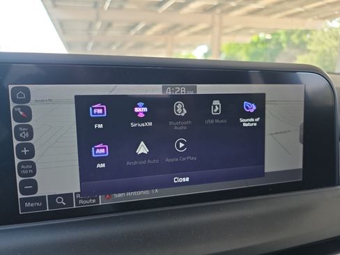 Certified 2025 Kia Seltos EX w/ EX Sunroof Package FWD image 14