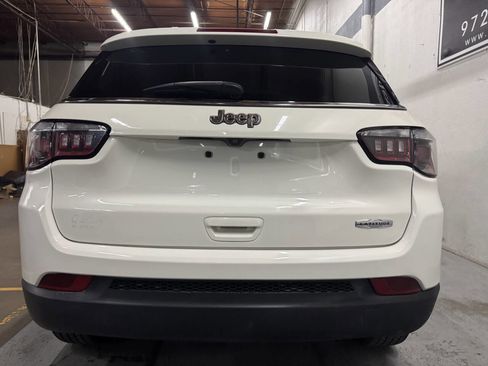 Used 2019 Jeep Compass Latitude w/ Popular Equipment Group image 9