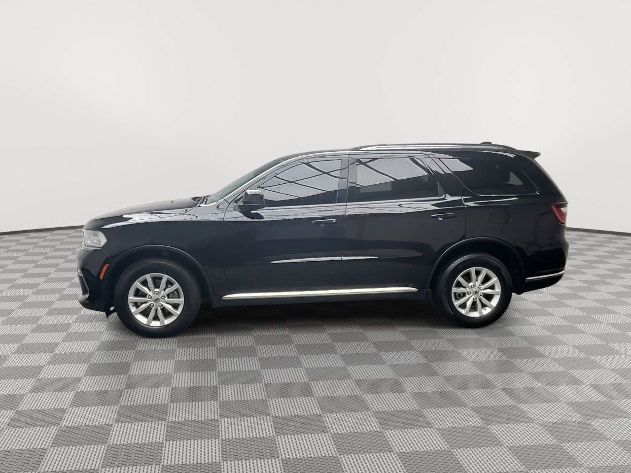 Used 2022 Dodge Durango SXT AWD/4WD image 32