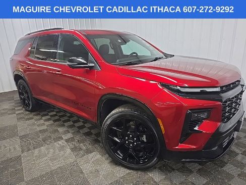 Used 2024 Chevrolet Traverse RS AWD/4WD image 7