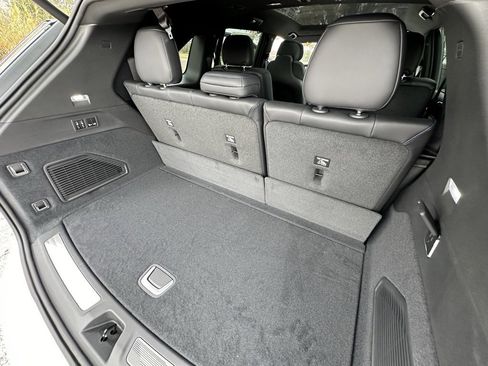 New 2025 Cadillac Escalade IQ Sport 1 w/ LPO, ONYX Package image 13