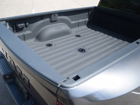 Used 2025 RAM 3500 Laramie w/ Night Edition image 27