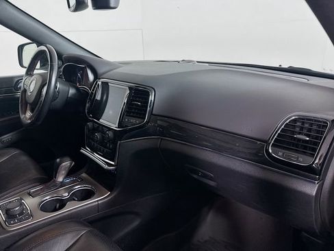 Used 2021 Jeep Grand Cherokee Trailhawk w/ Trailhawk Luxury Group AWD/4WD image 32