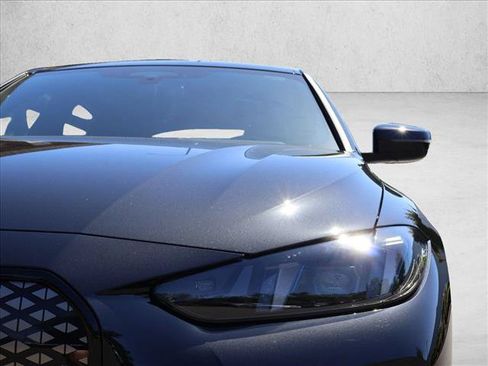 Certified 2025 BMW i4 xDrive40i AWD/4WD image 2