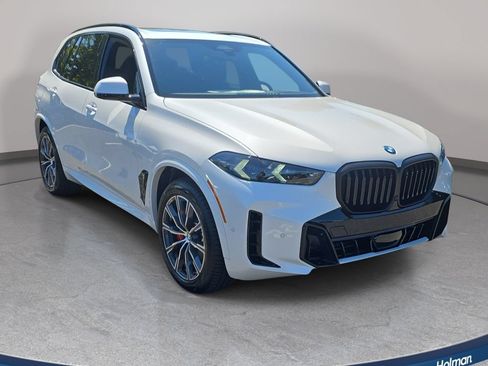 New 2026 BMW X5 xDrive40i w/ M Sport Package AWD/4WD image 3