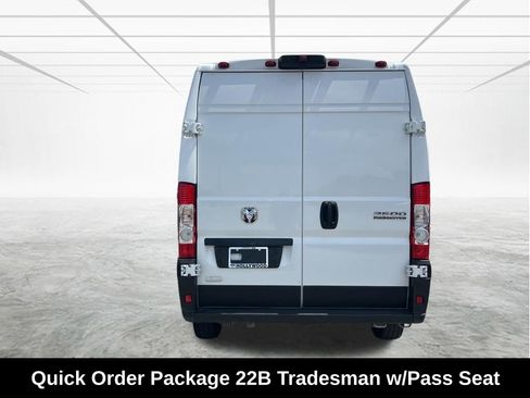 Used 2025 RAM ProMaster 2500 w/ Convenience Group FWD image 6