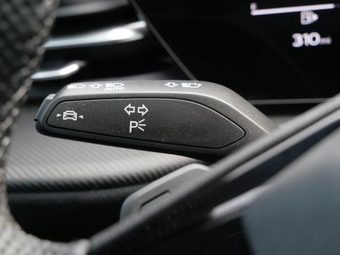 Used 2025 Audi SQ5 Premium Plus AWD/4WD image 24