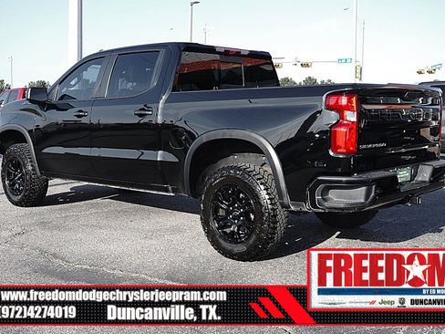Used 2024 Chevrolet Silverado 1500 ZR2 w/ Technology Package AWD/4WD image 2