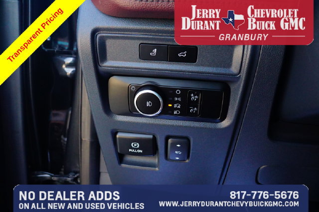 Used 2023 Ford Expedition Limited AWD/4WD image 16