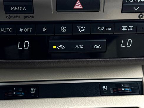 Used 2018 Lexus ES 350 ES 350 Sedan 4D image 33