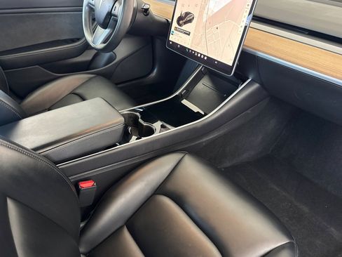 Used 2019 Tesla Model 3 Long Range AWD/4WD image 17
