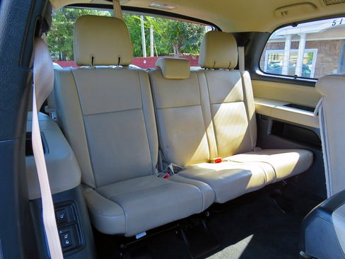 Used 2016 Toyota Sequoia Platinum image 16