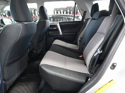 Used 2016 Toyota 4Runner SR5 image 10