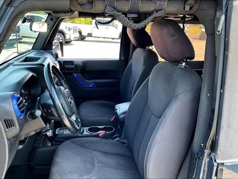 Used 2017 Jeep Wrangler Sport AWD/4WD image 20