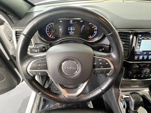 Used 2022 Jeep Grand Cherokee Limited image 11