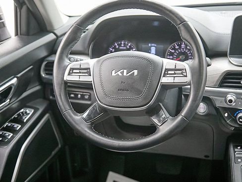 Used 2022 Kia Telluride EX w/ EX Premium Package image 30