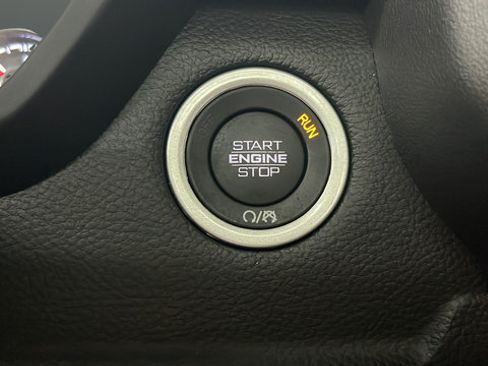 Used 2025 RAM 1500 Laramie w/ Sport Appearance Package AWD/4WD image 23